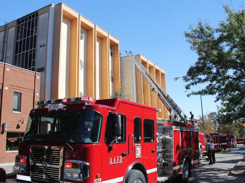 Fire evacuates Rick's American Cafe, Amer's Deli in Ann Arbor